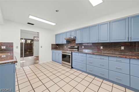 Tiny photo for 5840 CRABWOOD Court, Fort Myers, FL 33919 (MLS # 2026038815)