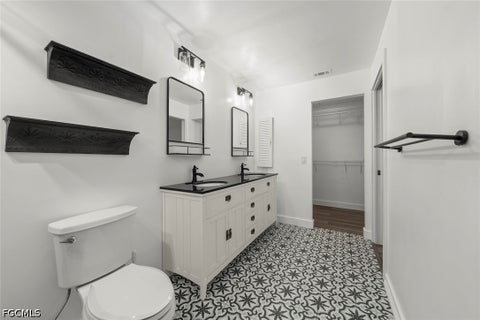 Tiny photo for 5840 CRABWOOD Court, Fort Myers, FL 33919 (MLS # 2026038815)
