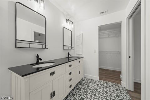 Tiny photo for 5840 CRABWOOD Court, Fort Myers, FL 33919 (MLS # 2026038815)