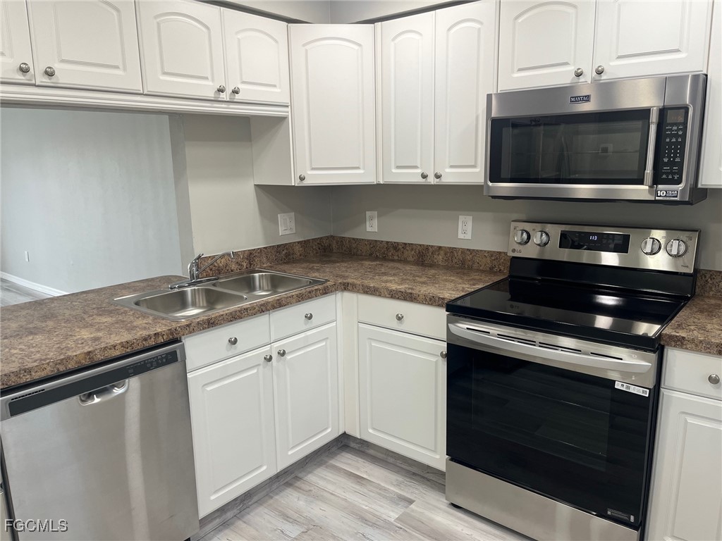 1740 Pine Valley Drive 214