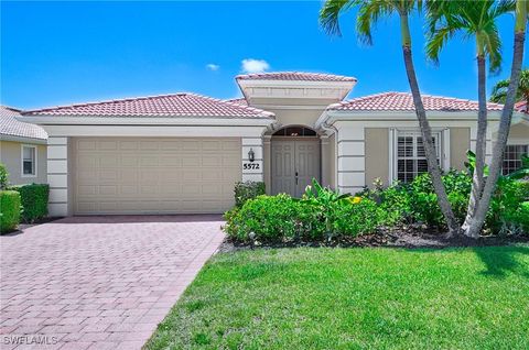 5572 Lago Villaggio Way Naples FL 34104