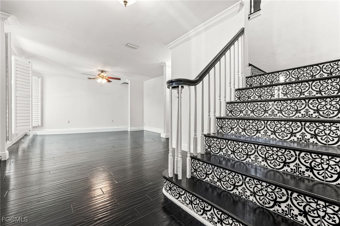 1410 El Prado Avenue