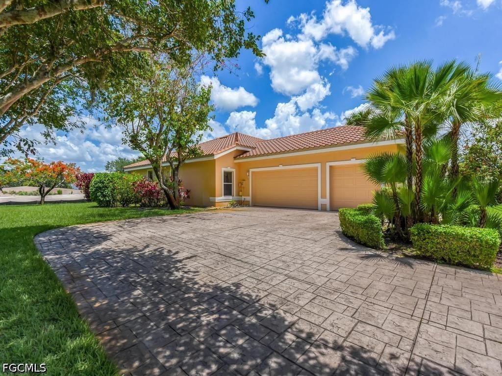 15420 Greenock Lane