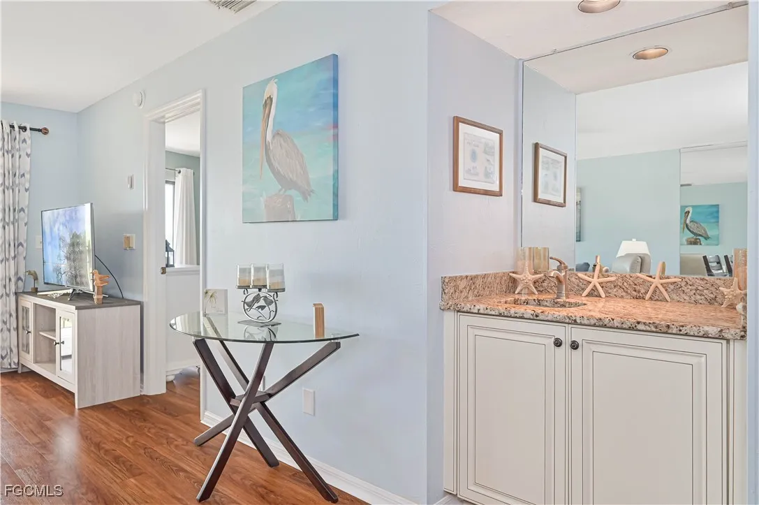 Fort Myers, Florida 33908, United States, 2 Bedrooms Bedrooms, ,2 BathroomsBathrooms,Residential,Active,232491