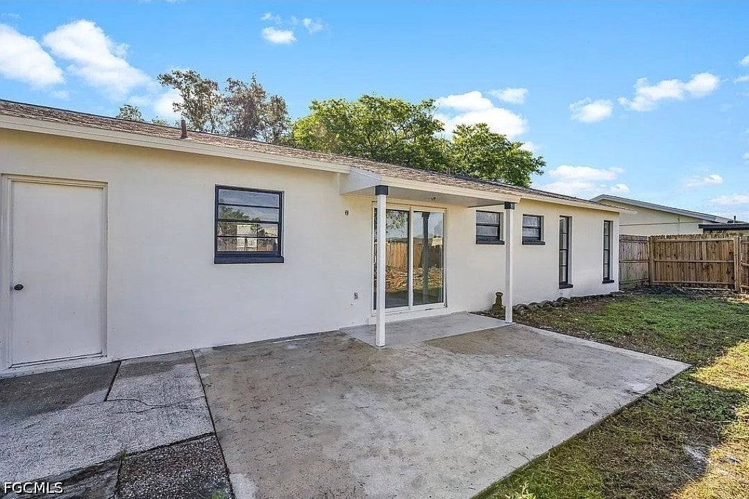 977 Winsome Road