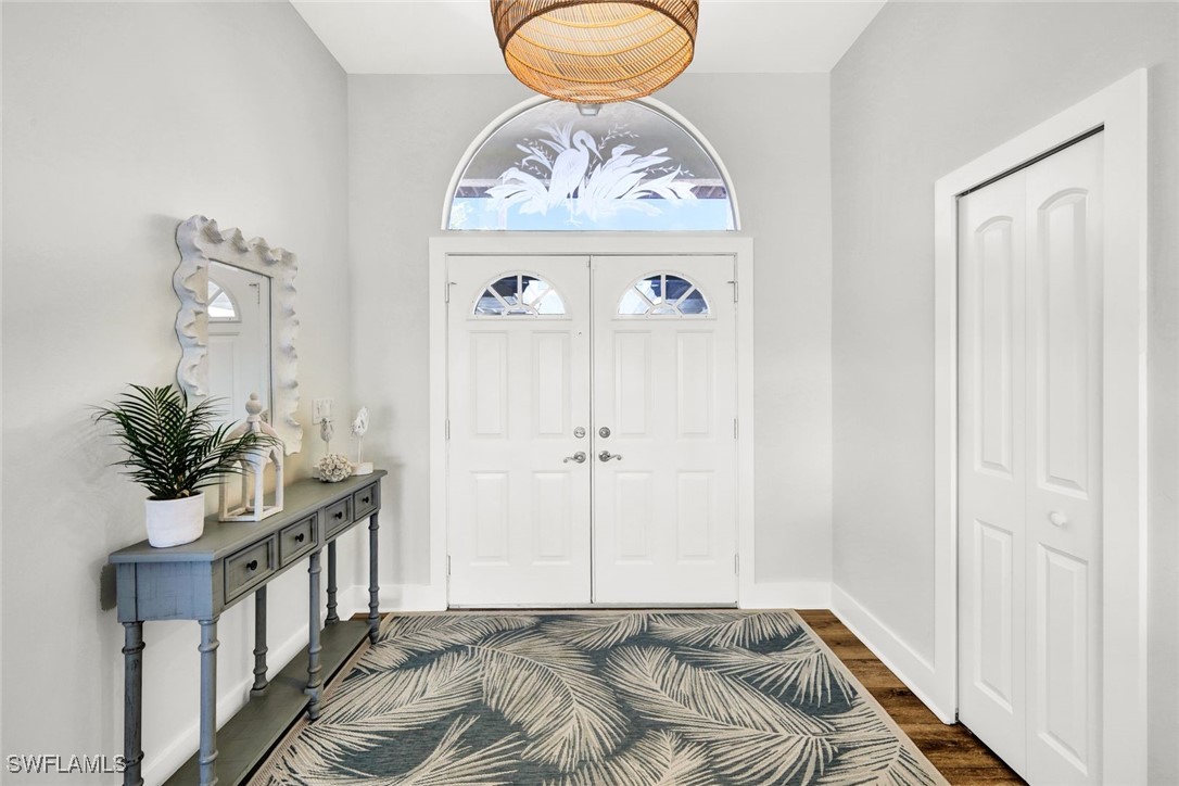 422 Cape Coral Parkway W