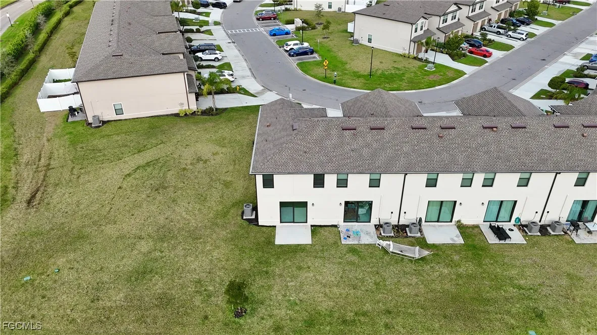 Fort Myers, Florida 33905, United States, 3 Bedrooms Bedrooms, ,3 BathroomsBathrooms,Residential,Active,215260