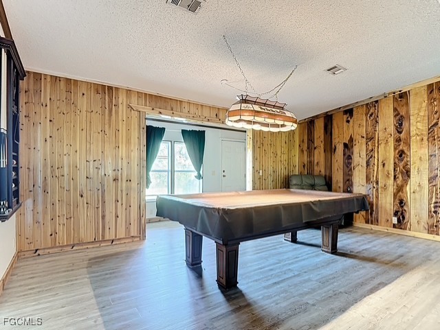 1320 Seminole Avenue