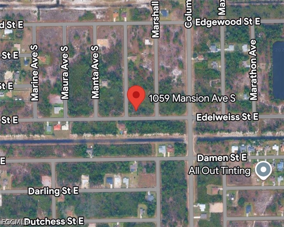 1059 Mansion Avenue S