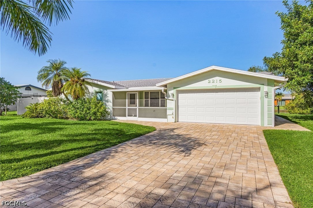2215 Cape Way