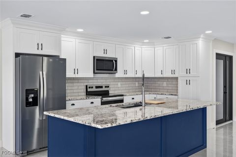 3113 SE 19th Avenue Cape Coral FL 33904