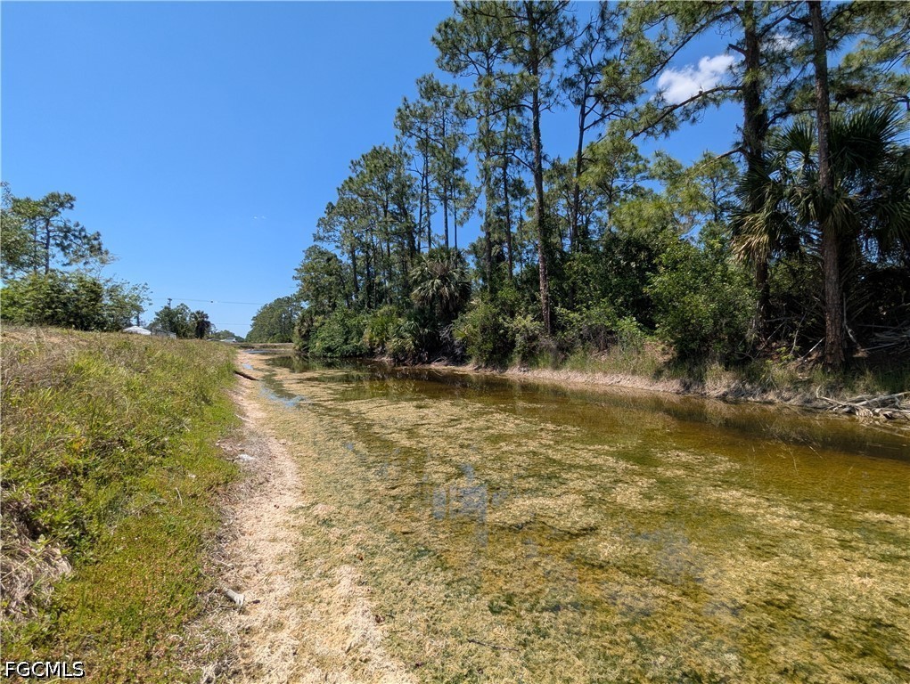 1009 Butler Street E