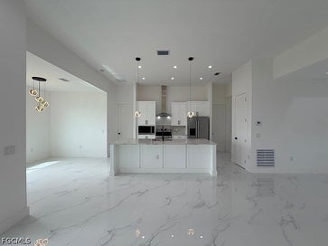 129 Carousel Avenue Labelle FL 33935