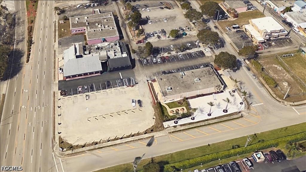 1725, 1727, 1729 Cape Coral Parkway E