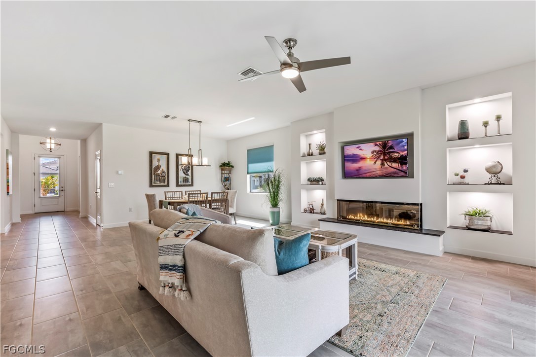 13821 Pine Lodge Lane