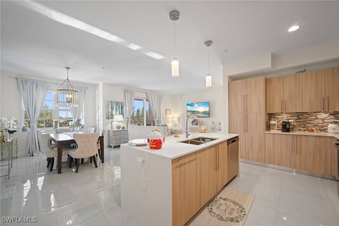 15901 Royal Pointe Lane 301