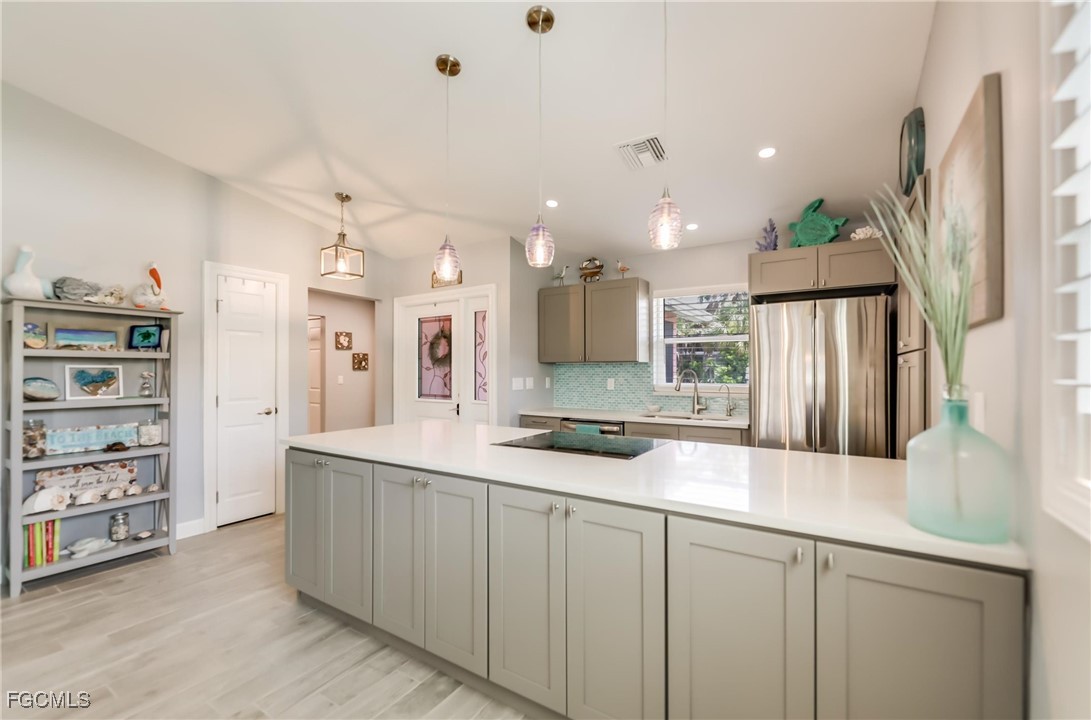 1657 Atlanta Plaza Drive