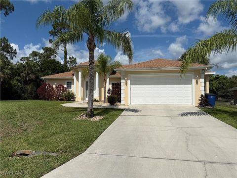 511 Hamilton Avenue Lehigh Acres FL 33972