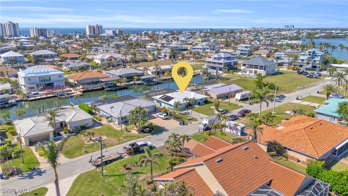 8 Bayview Boulevard