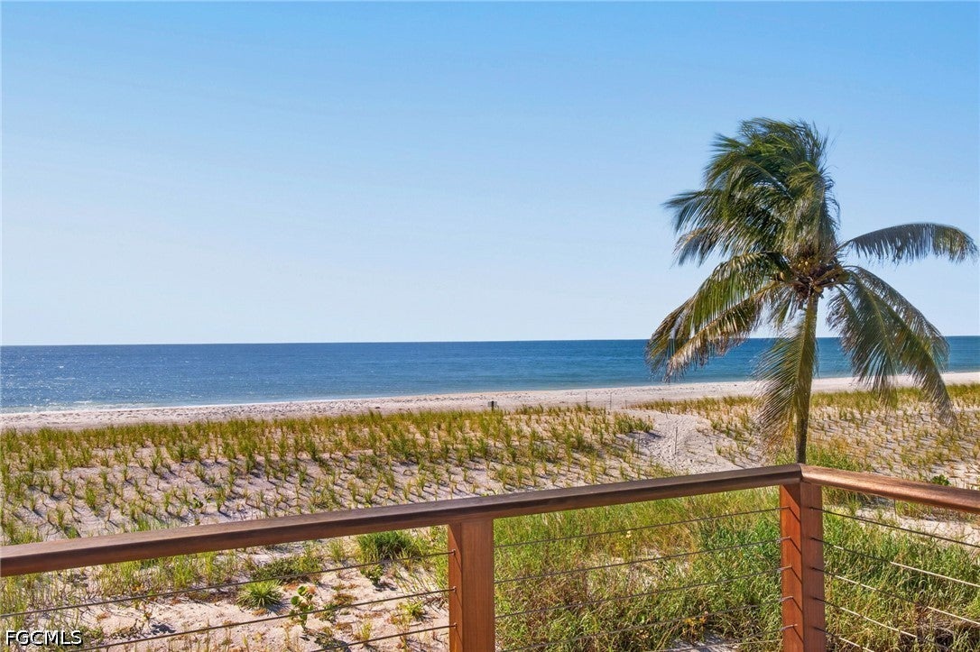 11 Beach Homes
