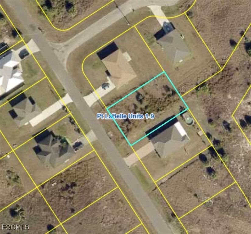 8013 Mangrove Circle