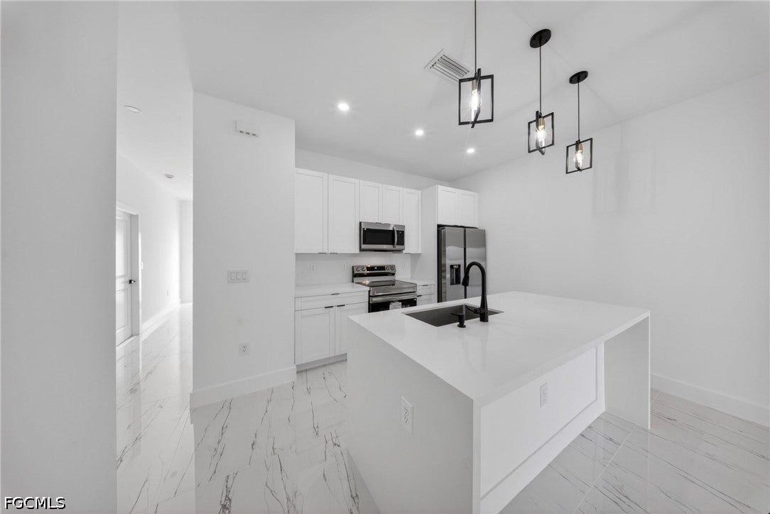 4544-4546 25th Street SW