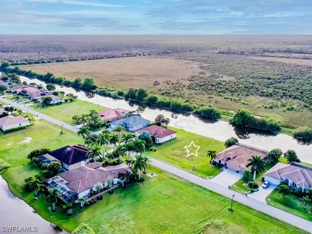 18499 Royal Hammock Boulevard