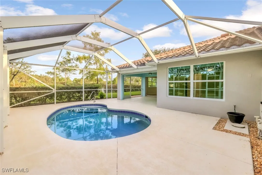 Bonita Springs, Florida 34135, United States, 2 Bedrooms Bedrooms, ,2 BathroomsBathrooms,Residential,Active,243410