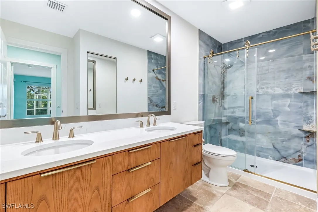 Bonita Springs, Florida 34135, United States, 2 Bedrooms Bedrooms, ,2 BathroomsBathrooms,Residential,Active,243410