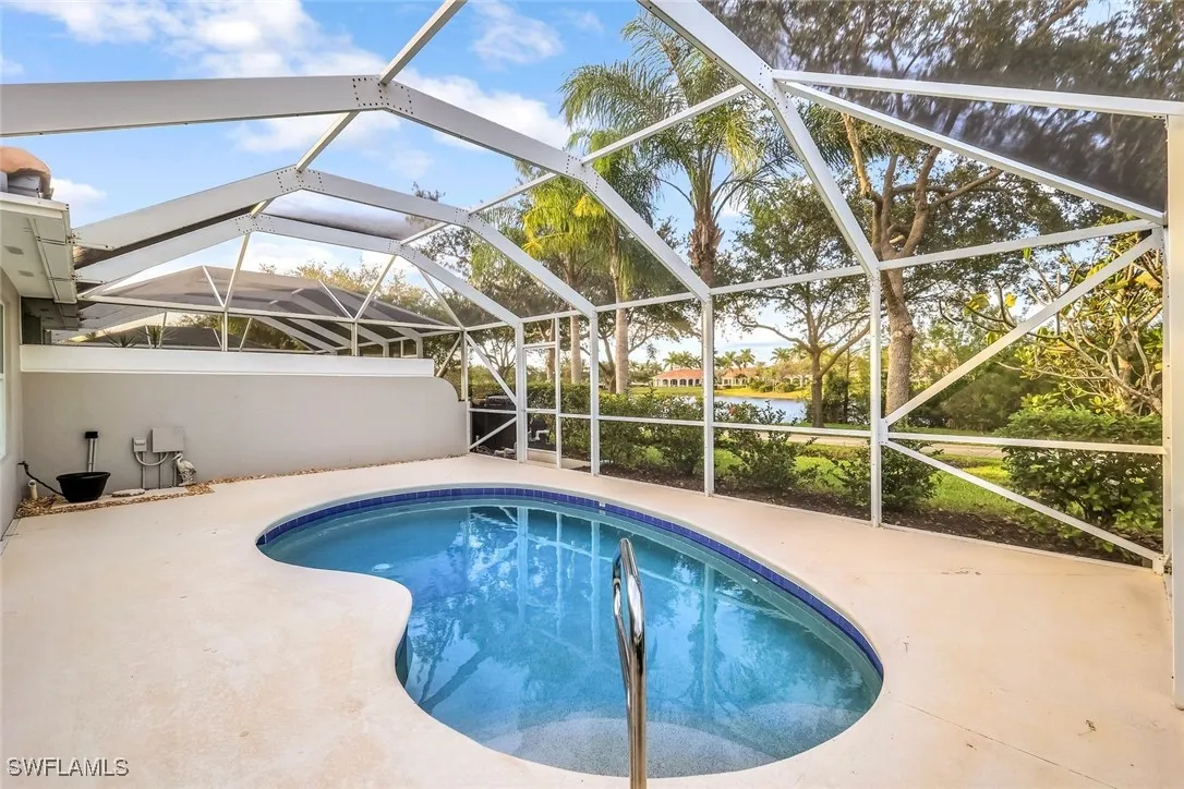 Bonita Springs, Florida 34135, United States, 2 Bedrooms Bedrooms, ,2 BathroomsBathrooms,Residential,Active,243410