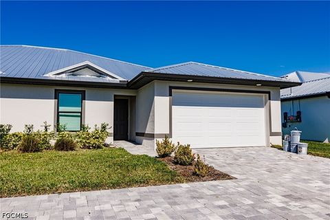 Tiny photo for 925 SE 14th Street, Cape Coral, FL 33990 (MLS # 2026014341)