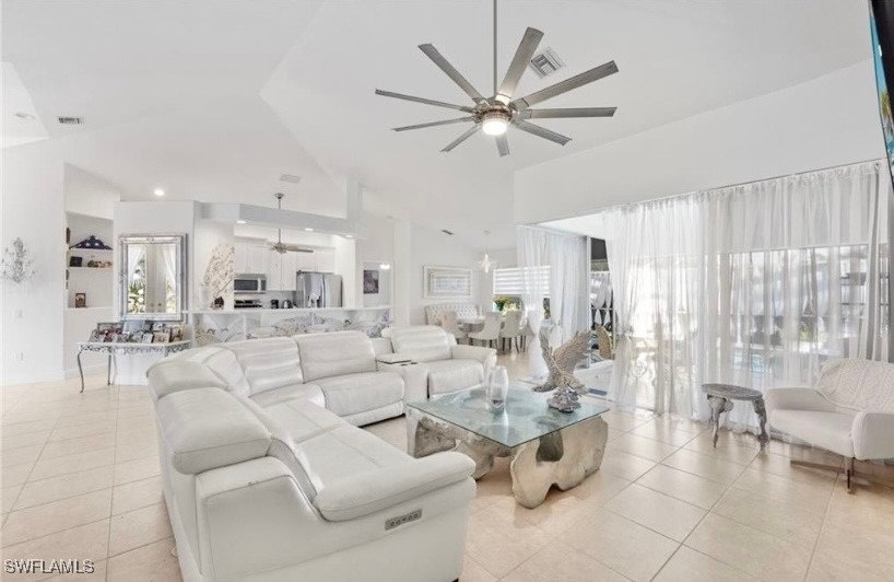 1113 NE 32nd Street