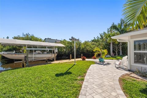 7238 Coca Sabal Lane Fort Myers FL 33908