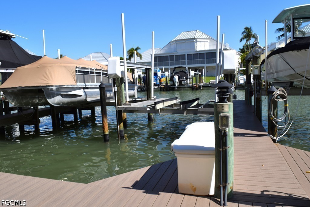 Dock 5 - 4341 Bay Beach Lane