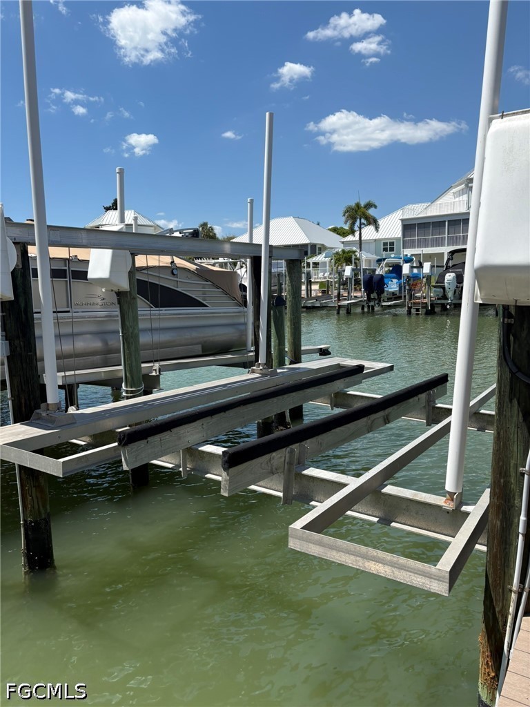 Dock 5 - 4341 Bay Beach Lane