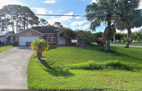 1699 SE FAIRFIELD Street Port St Lucie FL 34983