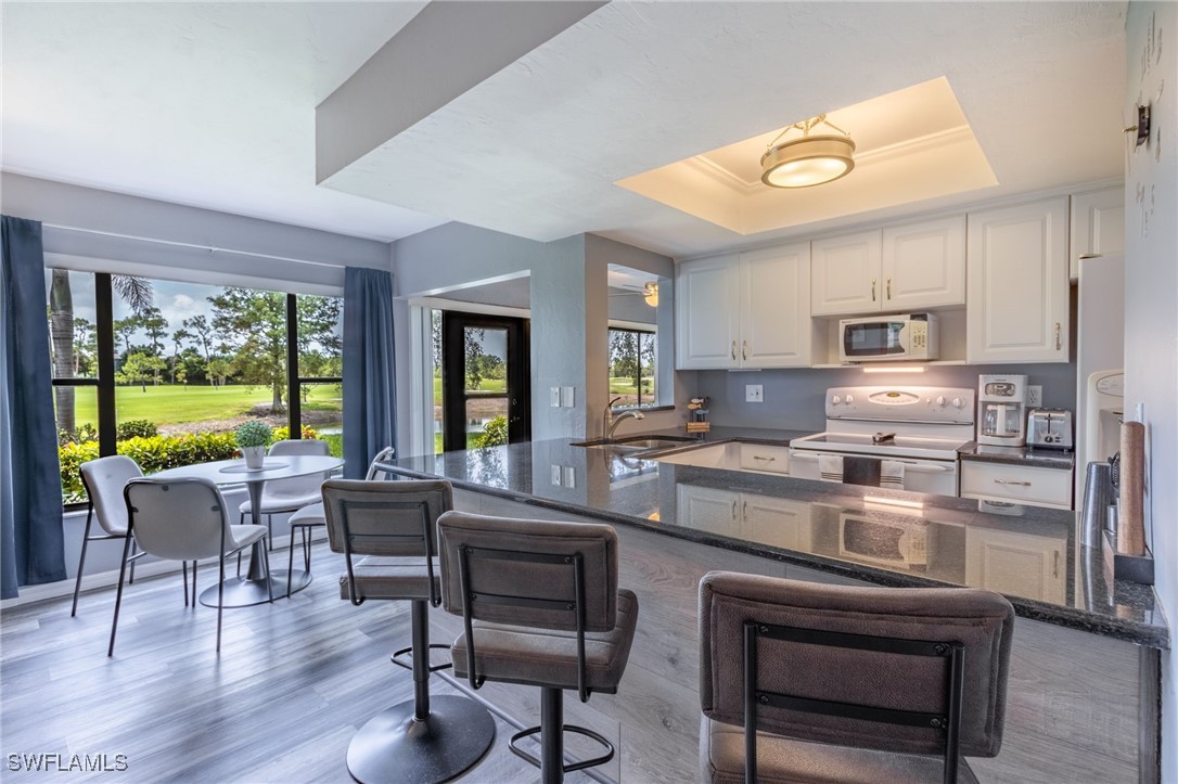 5870 Trailwinds Drive 614