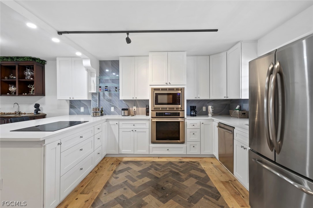 9395 Pennsylvania Avenue 9