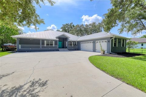 4701 Lone Pine Court Fort Myers FL 33905