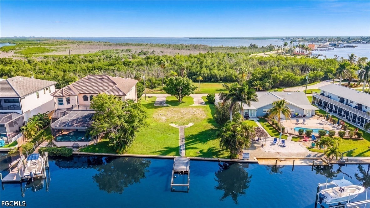 12190 Shoreview Drive