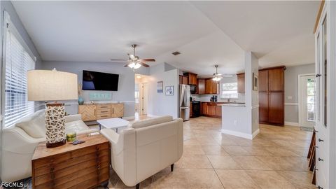 Photo of 914 SE 28th Terrace, Cape Coral, FL 33904 (MLS # 2026021809)