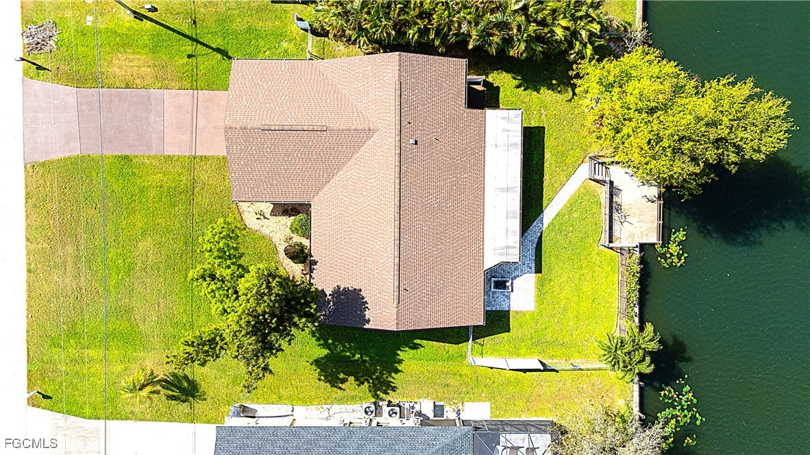 2207 NE 1st Terrace