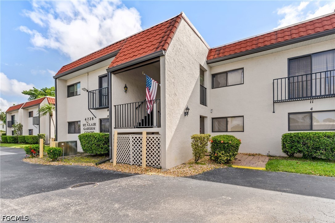 4728 Orange Grove Boulevard 10