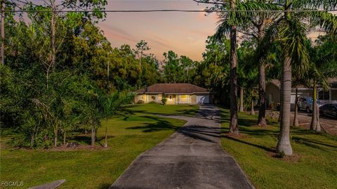460 3rd Street SW Naples FL 34117