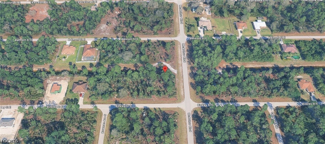 220 McArthur Boulevard