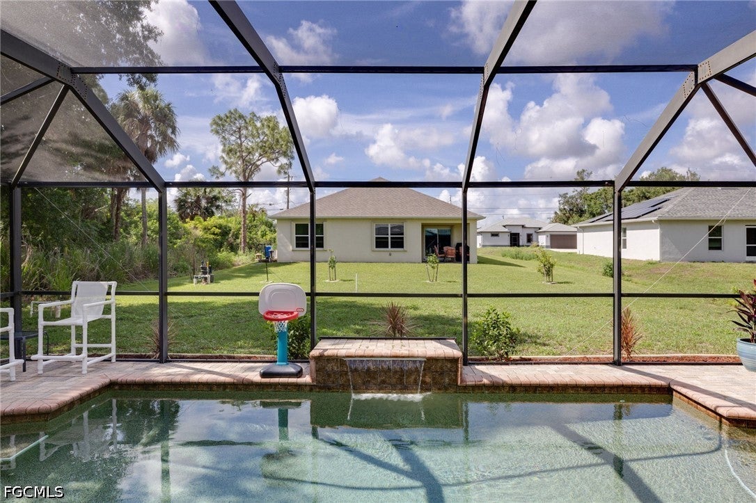 2707 7th Street W