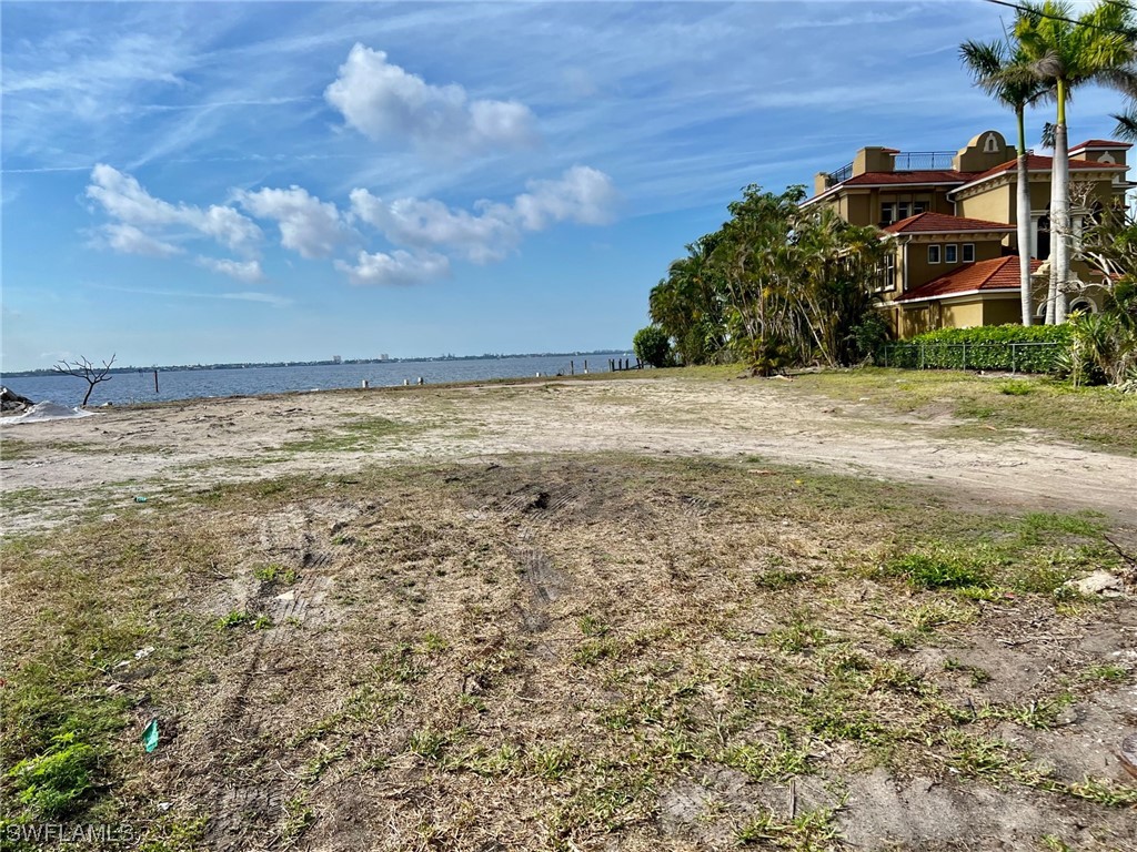 238 Bayshore Drive
