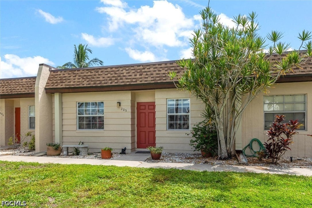 6300 S Pointe Boulevard 205