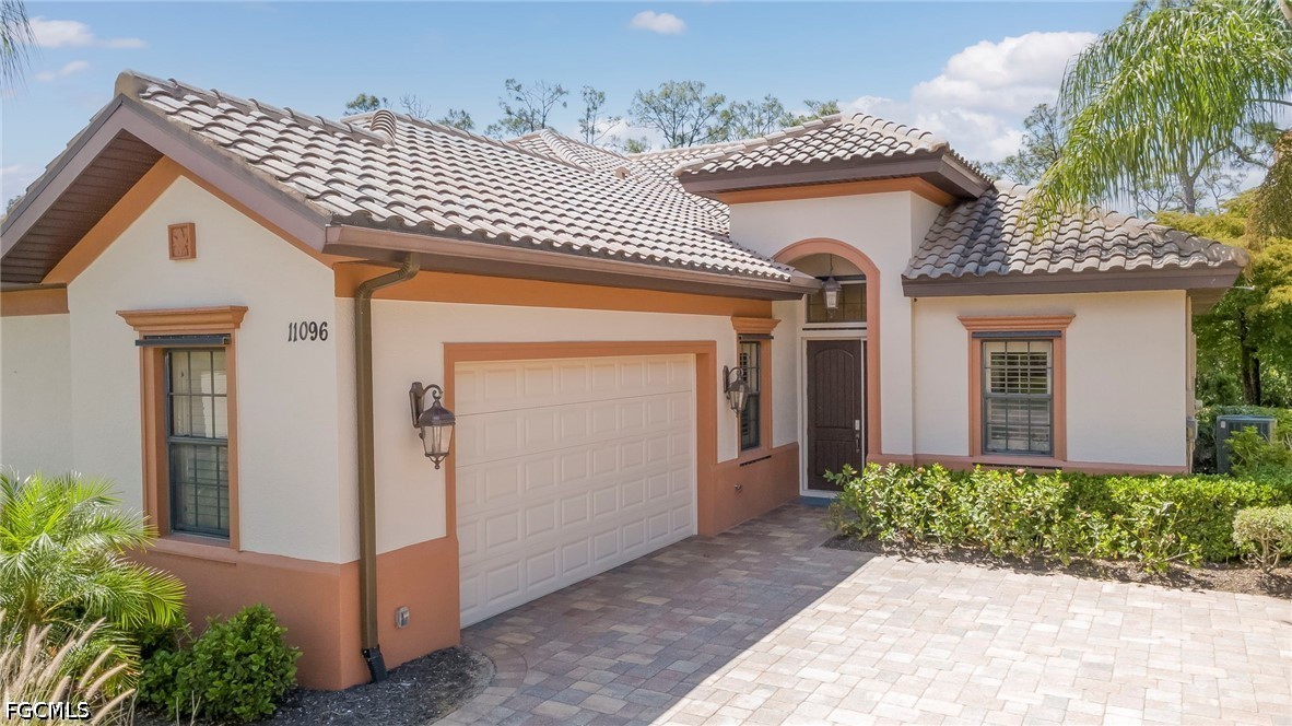 11096 Esteban Drive