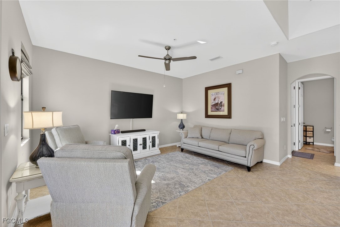 11220 PASEO GRANDE Boulevard 5207